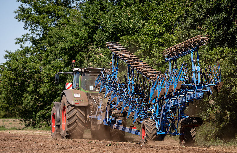 Плуг Lemken Titan